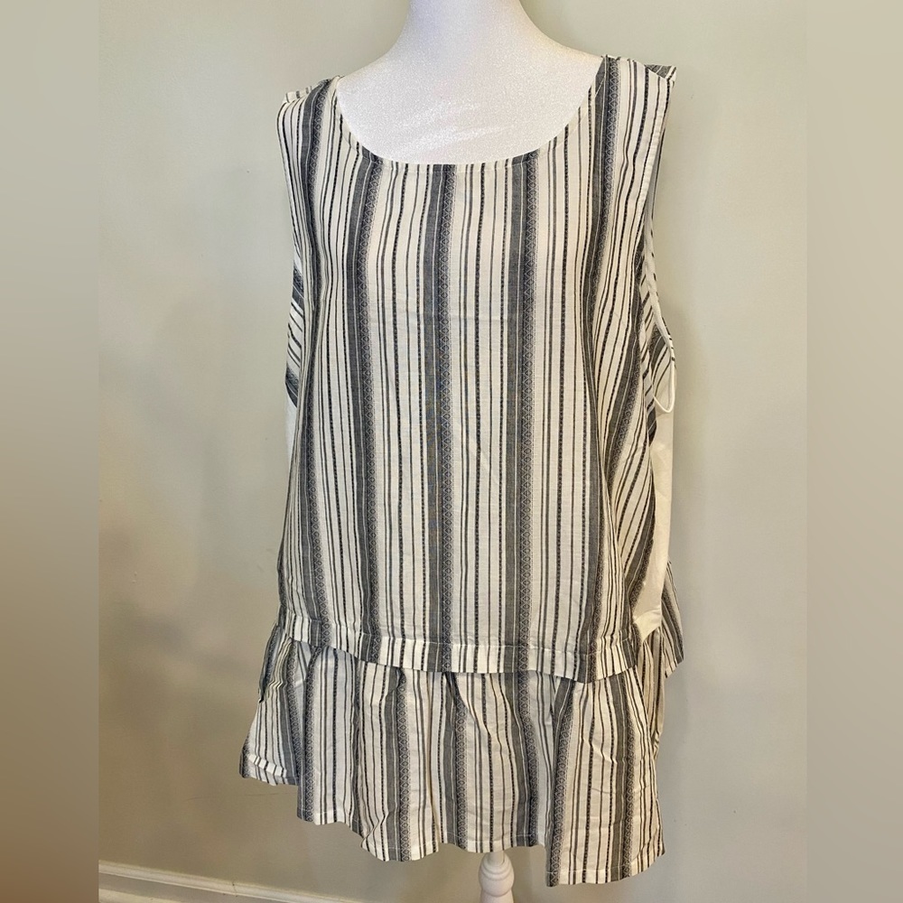 DG2 By Diane Gilman Sleeveless Lightweight Top Size 2X